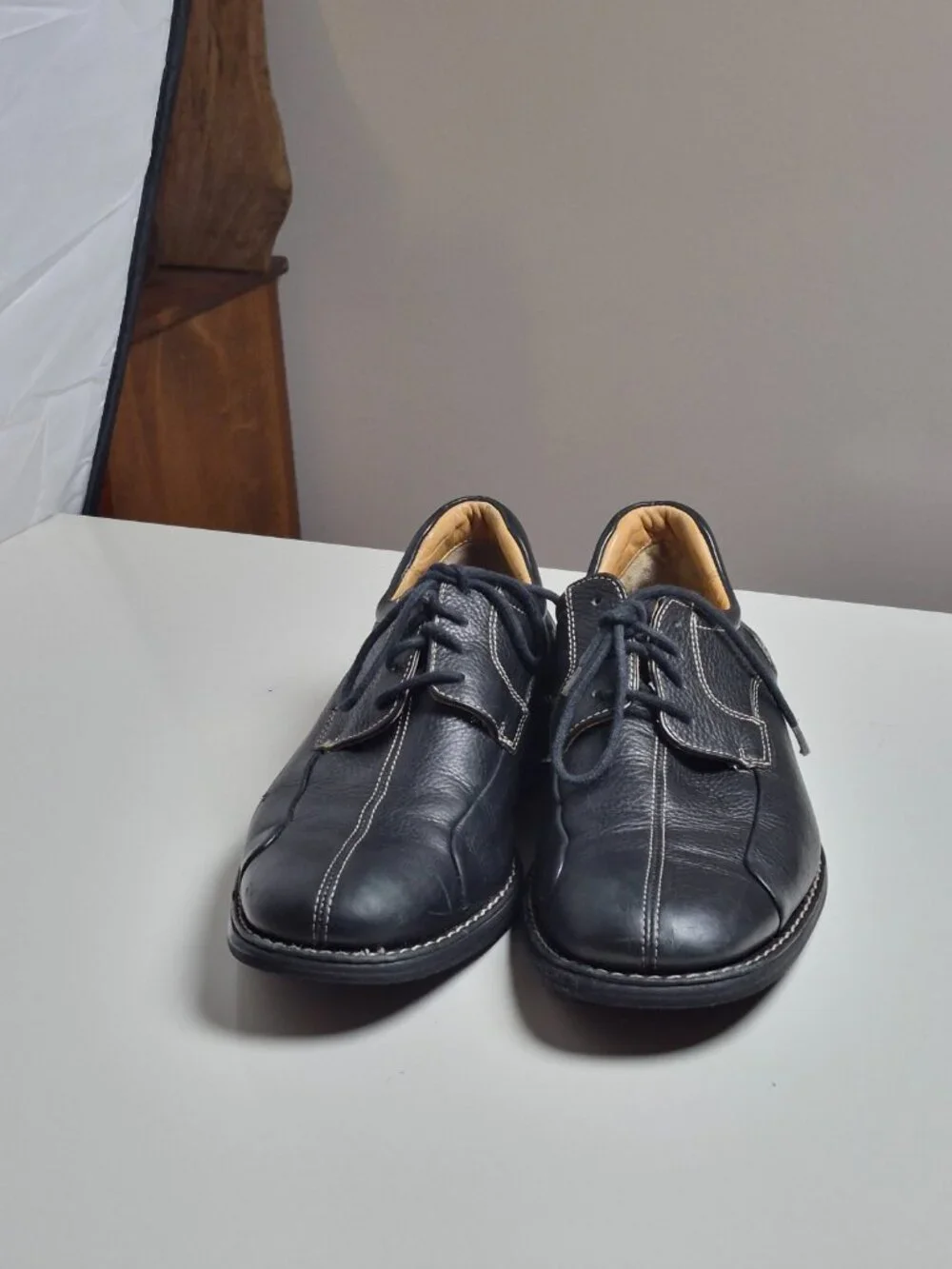 Johnston & Murphy Men Shuler Bicycle Toe Black Leather Oxford Sheepskin, 8.5 EUC